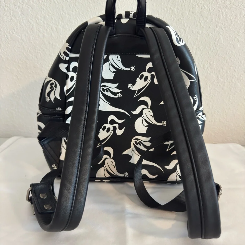 Loungefly Black and White Nightmare Before Christmas Zero Design Backpack - Picture 4 of 8